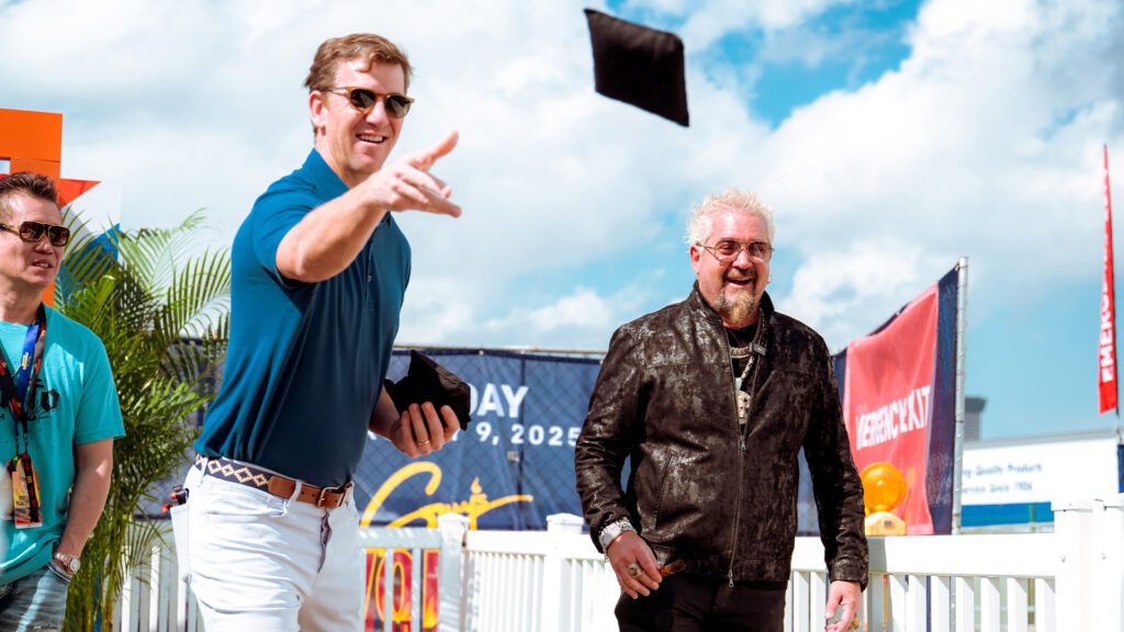 Guests playing interactive games at King’s Hawaiian booth during Super Bowl event