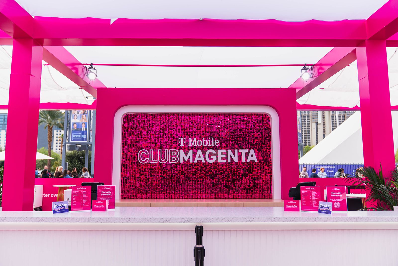 T-Mobile Club Magenta — FIG. 05 — STAGE